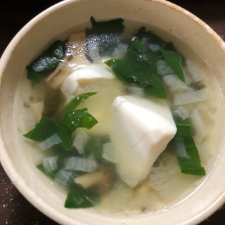 離乳食　野菜スープを味噌汁に